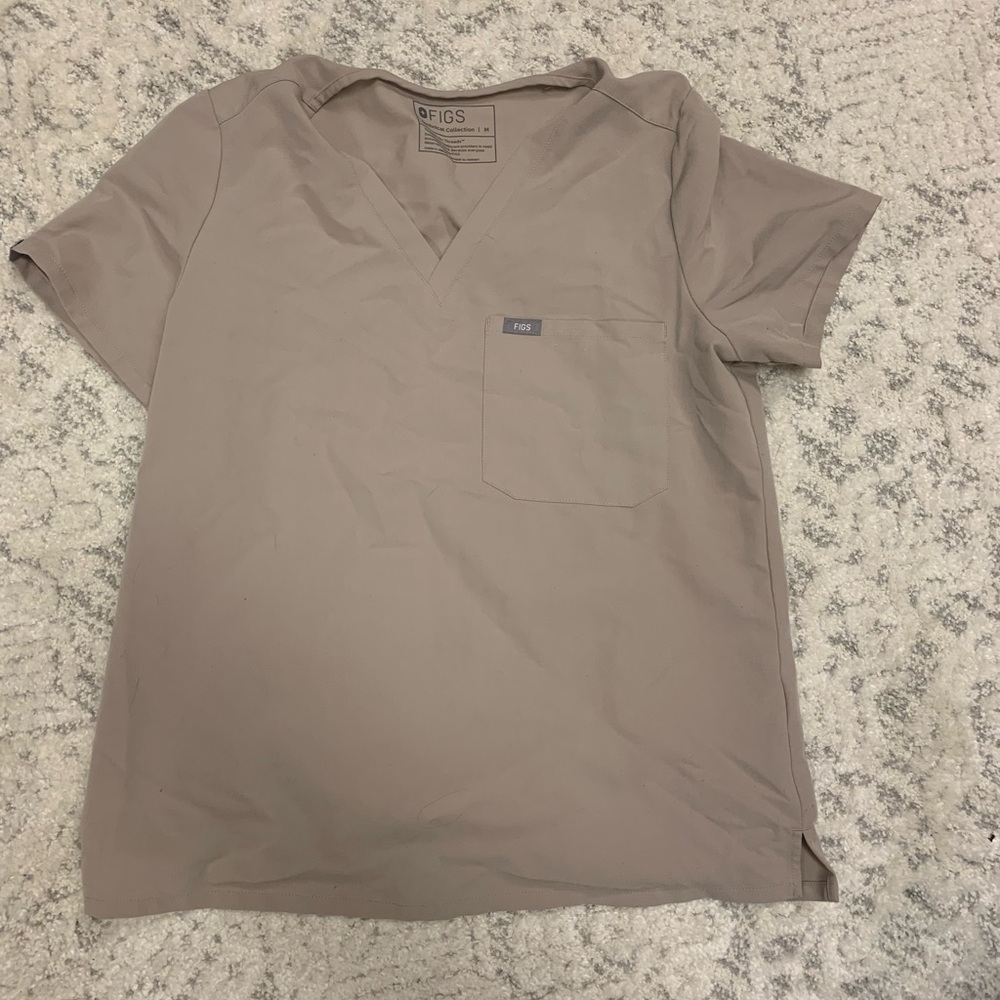 Figs scrub top